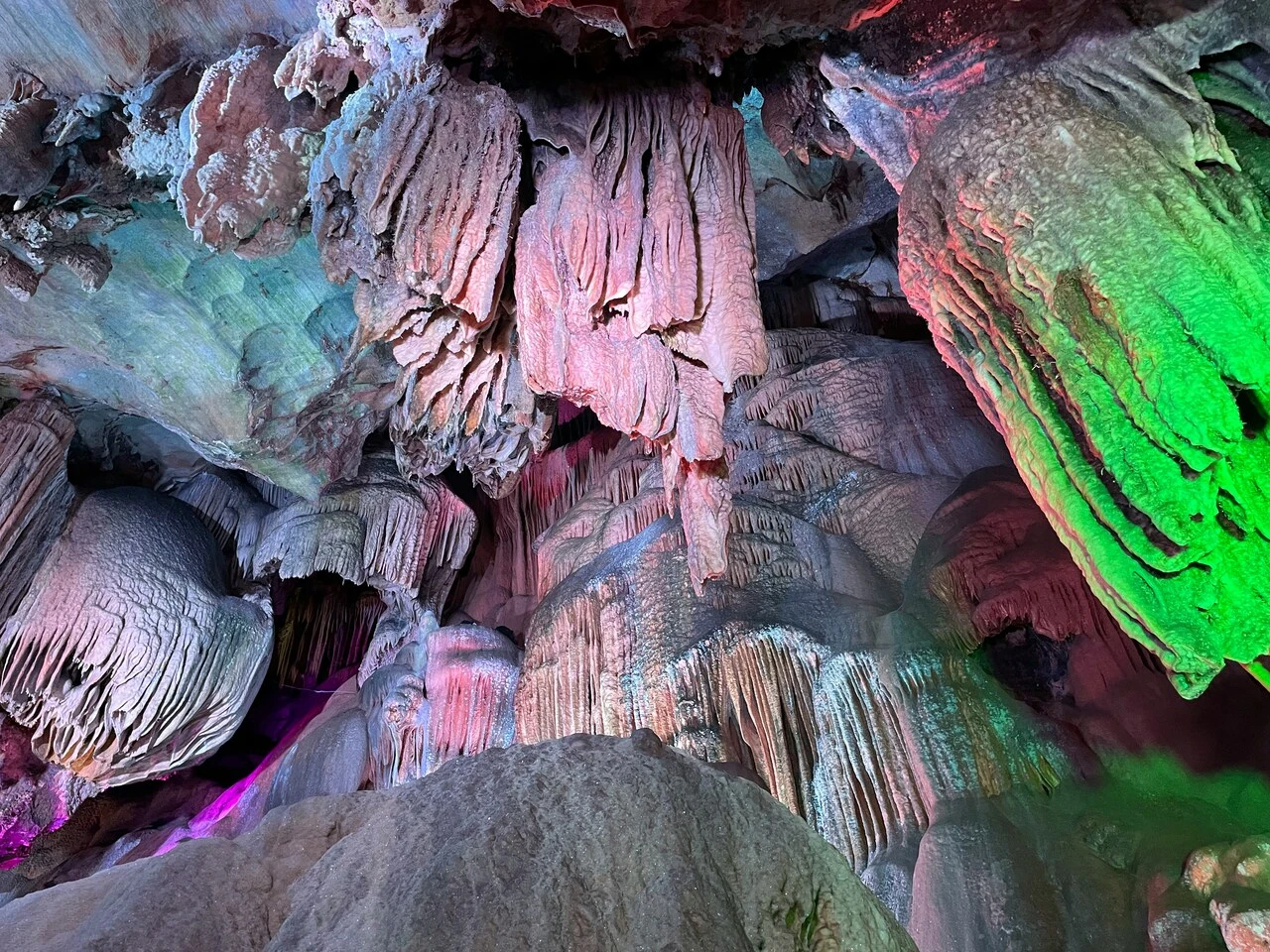 Yunfu photo